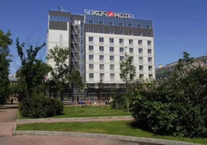 هتل کاسموس سنت پترزبورگ المپیا گاردن